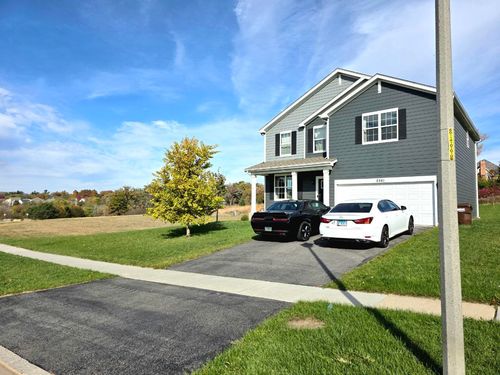 2381 Fairview Cir, Woodstock, IL, 60098-7028 | Card Image