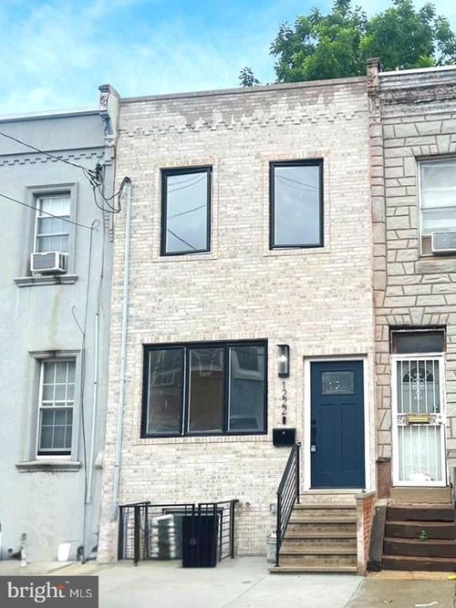 1222 S 26th St, PHILADELPHIA, PA, 19146-3839 | Card Image