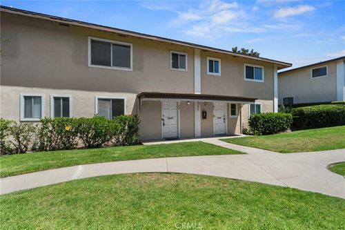 unit-e2-2525 N Bourbon St, Orange, CA, 92865-3000 | Card Image