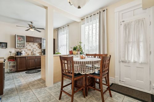 5-4914 Boul Décarie, Montréal, QC, H3X2H7 | Card Image