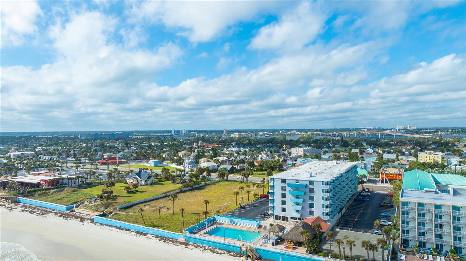 Residential in DAYTONA BEACH 5
