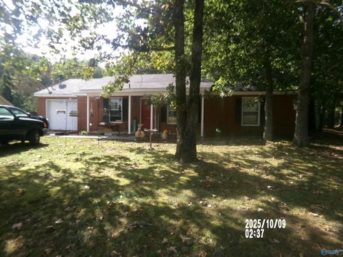 546 Monroe Nunley Rd, Toney, AL, 35773-8810 | Card Image