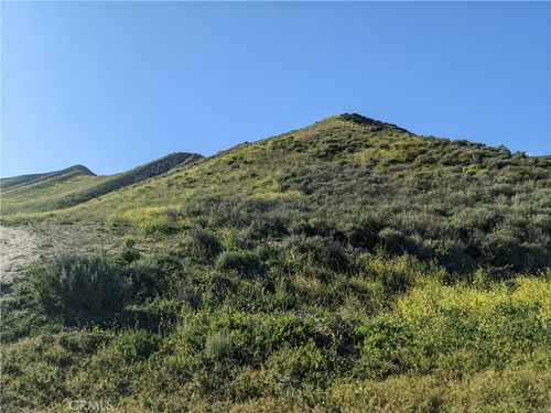 462 Waters Rd, Moorpark, CA, 93021 | Card Image