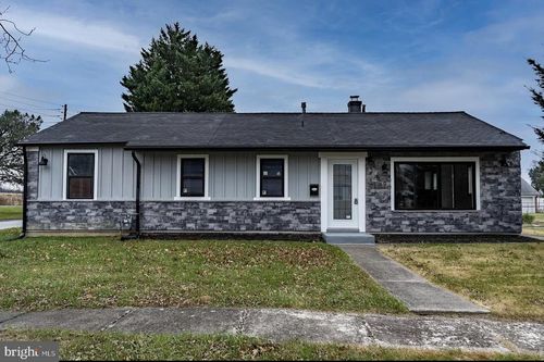 259 Pinecrest Dr, Harrisburg, PA, 17110-1637 | Card Image