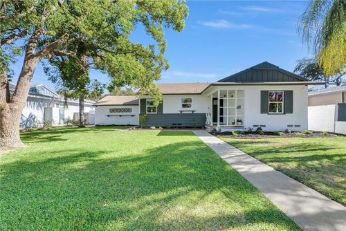 1204 Riverside Dr, Fullerton, CA, 92831-3322 | Card Image