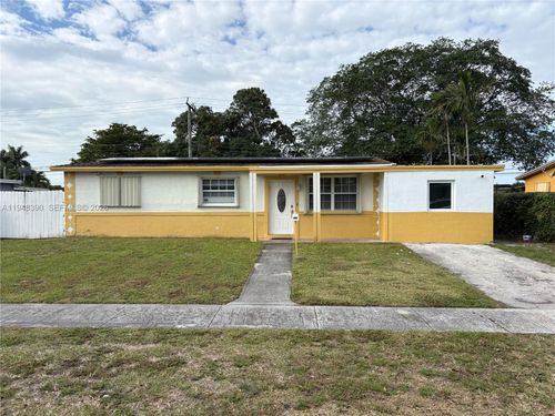 330 N 69th Way, Hollywood, FL, 33024-7440 | Card Image