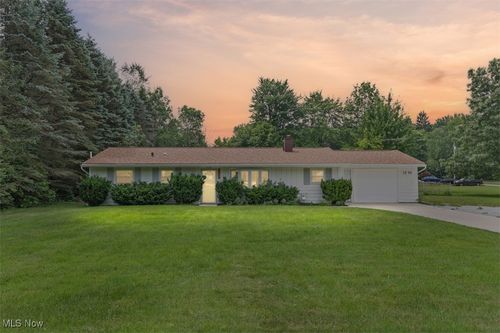 2590 Post Rd, Twinsburg, OH, 44087-1432 | Card Image