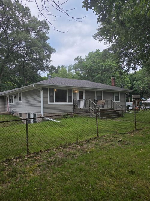 1666 County Line Rd, Michigan City, IN, 46360-8463 | Card Image