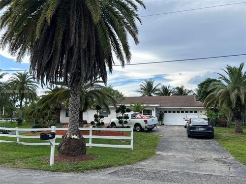 11781 Nw 14th St, Plantation, FL, 33323-2411 | Card Image
