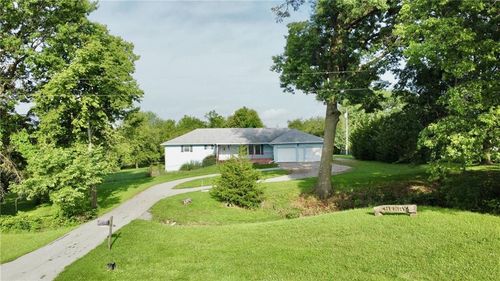 31 Se 15th Ave, Trenton, MO, 64683-8334 | Card Image