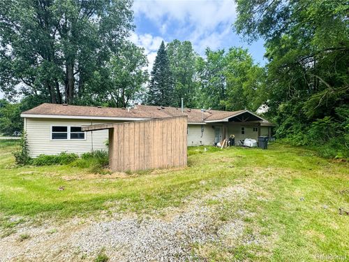 7889 Chilson Road, Pinckney Village, MI, 48169 | Card Image