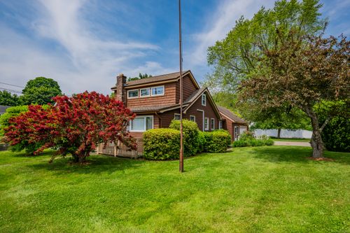 1 Hartford Ave, Old Saybrook, CT, 06475-1913 | Card Image