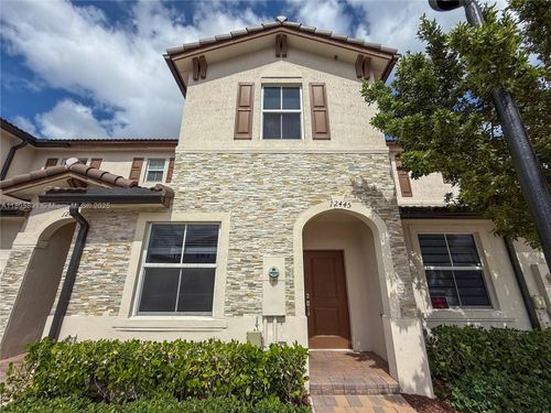 12445 Nw 23rd Ct, Miami, FL, 33167-1569 | Card Image