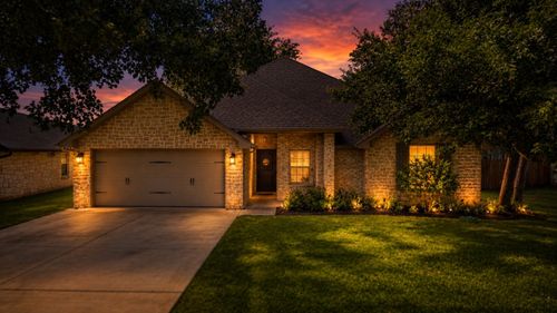 4016 Cherokee Ct, Granbury, TX, 76048-6173 | Card Image