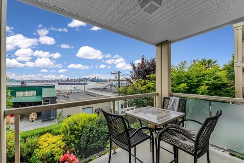 208-333 E 1st St, North Vancouver, BC, V7L4W9 | Card Image