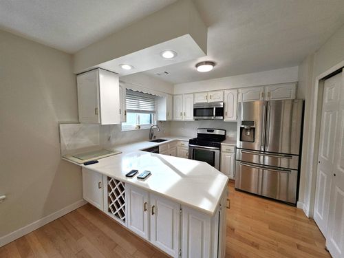 187 Sandcastle Ky, Secaucus, NJ, 07094-2206 | Card Image