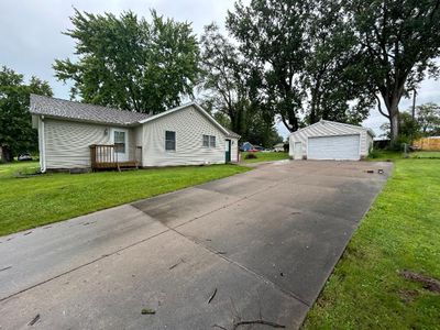 510 5th Street, House other with 3 bedrooms, 1 bathrooms and 2 parking in Colona IL | Image 1