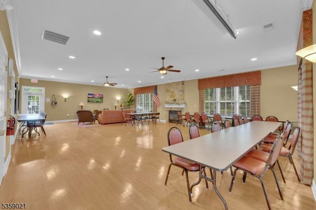 7013 Brookfield Glen Dr, Townhouse with 2 bedrooms, 2 bathrooms and null parking in Belvidere NJ | Image 32