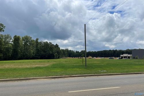 001 Steele Station Rd, Rainbow City, AL, 35906-3343 | Card Image