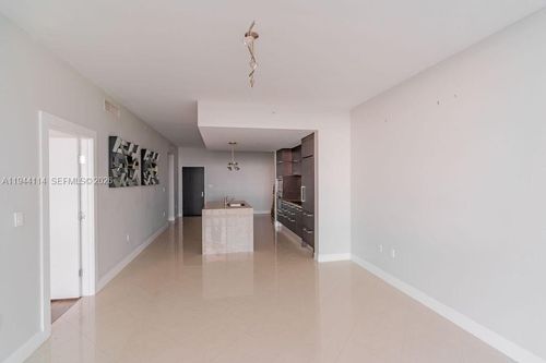 apt-2705-900 Biscayne Blvd, Miami, FL, 33132-1566 | Card Image