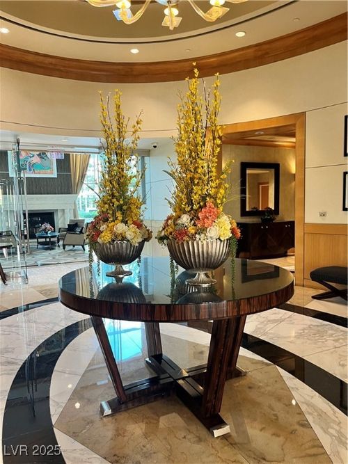 unit-808-2777 Paradise Rd, Las Vegas, NV, 89109-9094 | Card Image