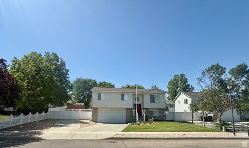 428 E 810 N, Tooele, UT, 84074-3732 | Card Image