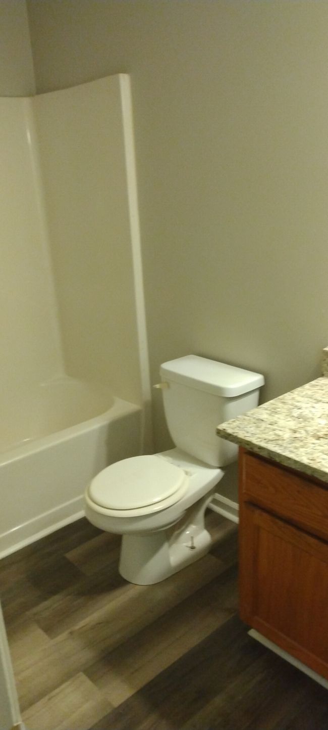 5696 Windfall Ln, Townhouse with 2 bedrooms, 3 bathrooms and 1 parking in Lithonia GA | Image 5