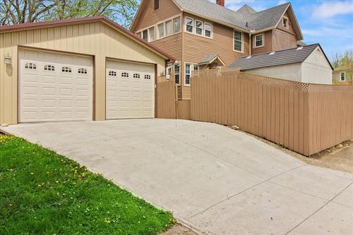 501 N Madriver St, Bellefontaine, OH, 43311-2214 | Card Image
