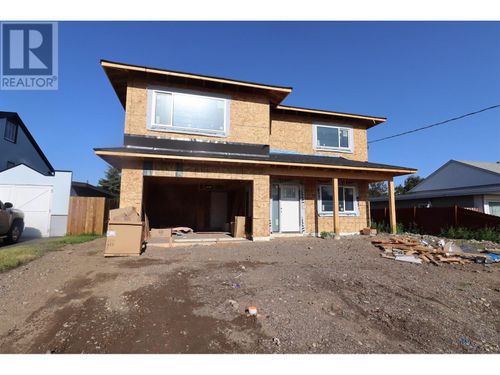 2111 Tamarack St, Prince George, BC, V2L2T6 | Card Image