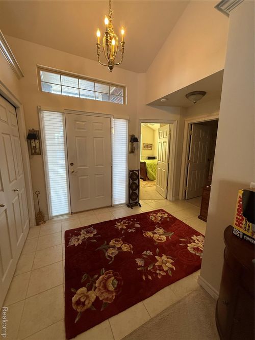 23-6899 N Central Park, Shelby Township, MI, 48317-6357 | Card Image