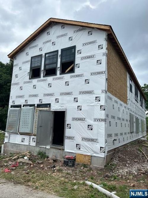 552 S 11th St, Newark, NJ, 07103 | Card Image