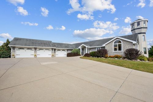 7207 Fairview Road, MORRISON, WI, 54208 | Card Image