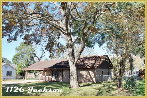 1126 Jackson St, Columbus, TX, 78934-2544 | Card Image