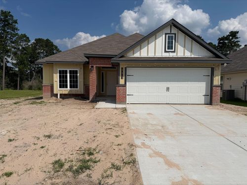 235 New Dawn Trl, Huntsville, TX, 77320-2243 | Card Image