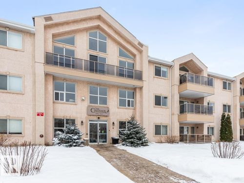 10421 42 Ave Nw, Edmonton, AB, T6J7C8 | Card Image