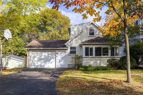 72 Mosley Rd, Greece, NY, 14616-2938 | Card Image