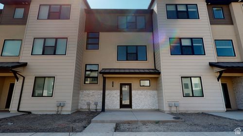 127-462 S 900 W, American Fork, UT, 84003 | Card Image