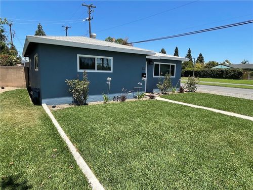 1512 Maple St, Santa Ana, CA, 92707-1813 | Card Image