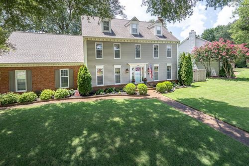 9169 Greenbrier Cv, Germantown, TN, 38139-3537 | Card Image