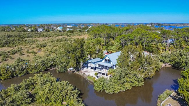 16490 Sw Indiana Ave, House other with 4 bedrooms, 4 bathrooms and null parking in CEDAR KEY FL | Image 83