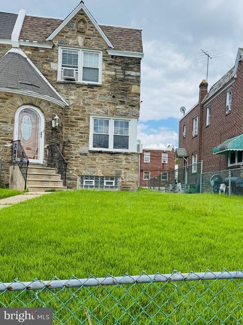1223 Knorr St, PHILADELPHIA, PA, 19111-4931 | Card Image