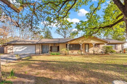 322 Parkside Dr, Zavalla, TX, 75980-7086 | Card Image