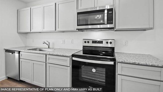 12346 Sword Point Ct, House other with 2 bedrooms, 1 bathrooms and null parking in Willis TX | Image 4