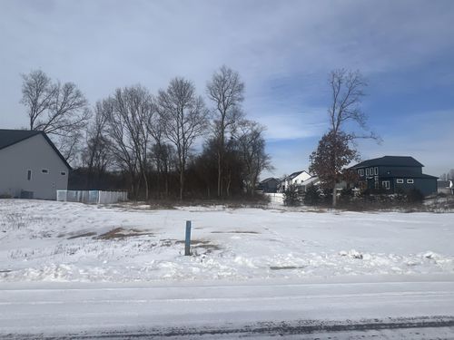 11509 New Trails Dr, Osceola, IN, 46561-1311 | Card Image