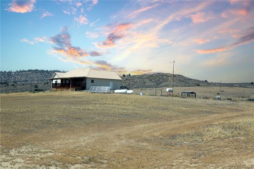 194 N Dry Creek Rd, Bridger, MT, 59014-9597 | Card Image