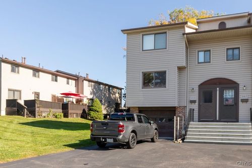 368 Cameco Cir, Liverpool, NY, 13090-2736 | Card Image