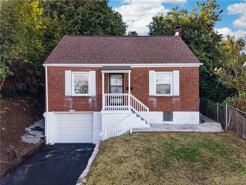 2760 Glenny Ln, WEST MIFFLIN, PA, 15122-3545 | Card Image