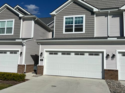604 Angus Ln, Saline, MI, 48176-1783 | Card Image