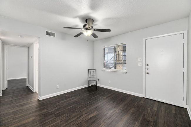 APT-113 - 2408 Longview St, Condo with 2 bedrooms, 1 bathrooms and null parking in Austin TX | Image 9