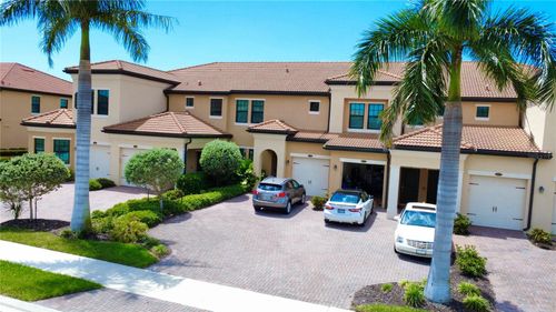 102-10054 Crooked Creek Dr, VENICE, FL, 34293-7405 | Card Image